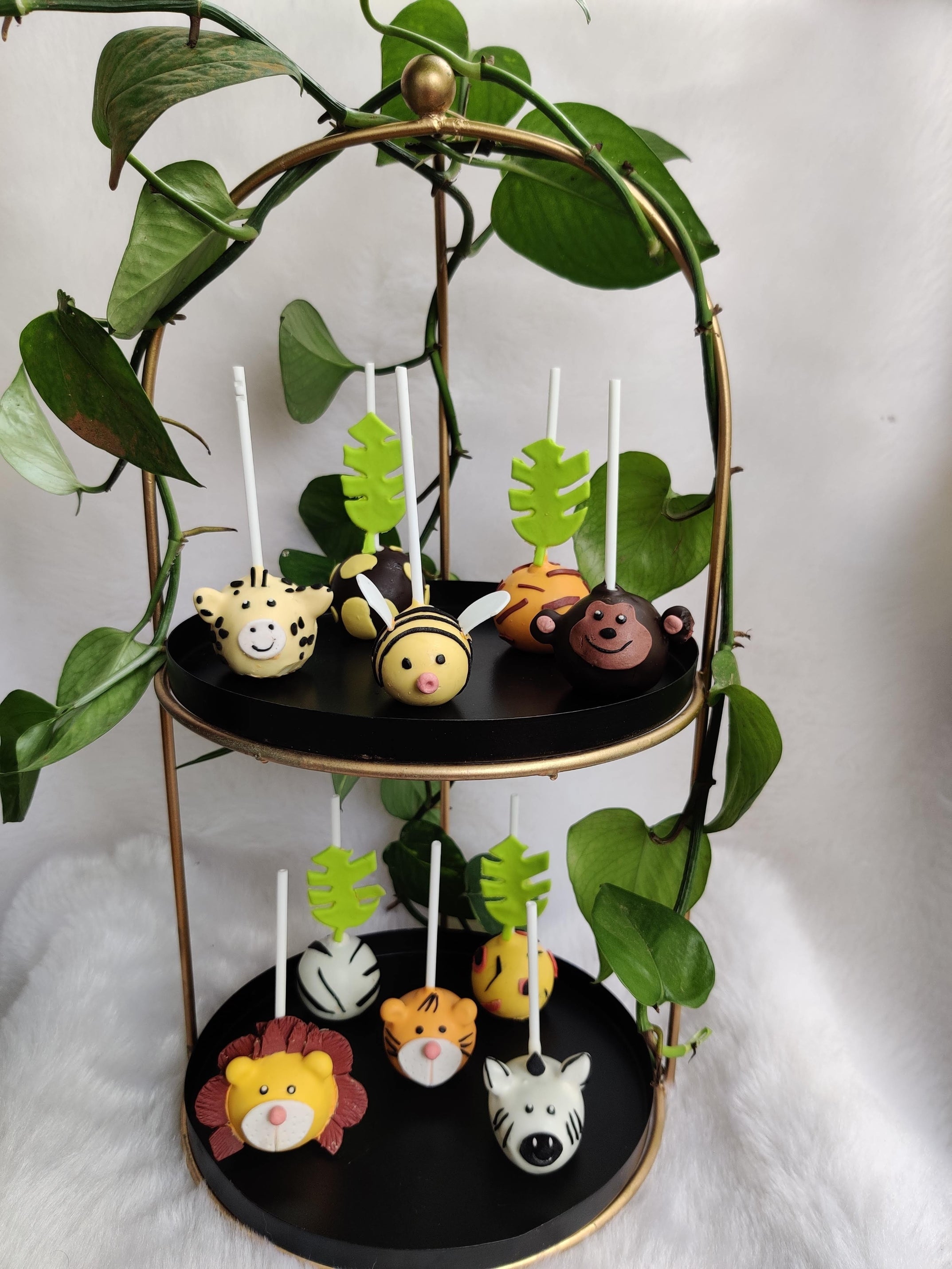 Jungle Animal Theme Cake Pops