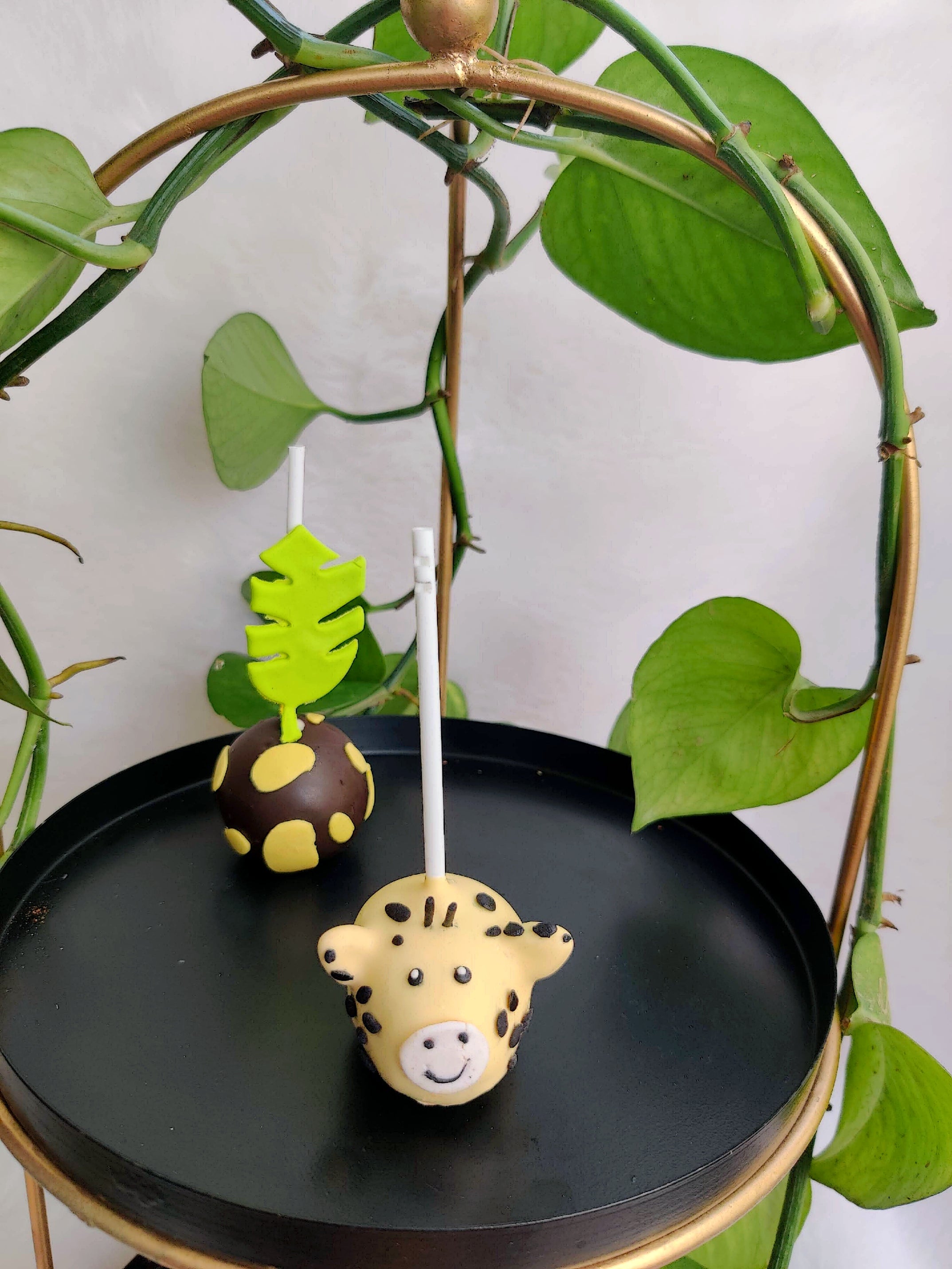 Jungle Animal Theme Cake Pops